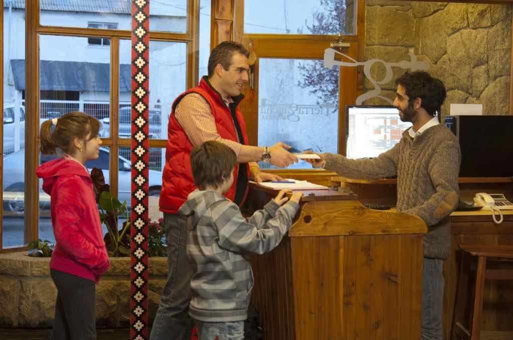 Hotel Tierra Gaucha 1 San Carlos de Bariloche Exterior foto